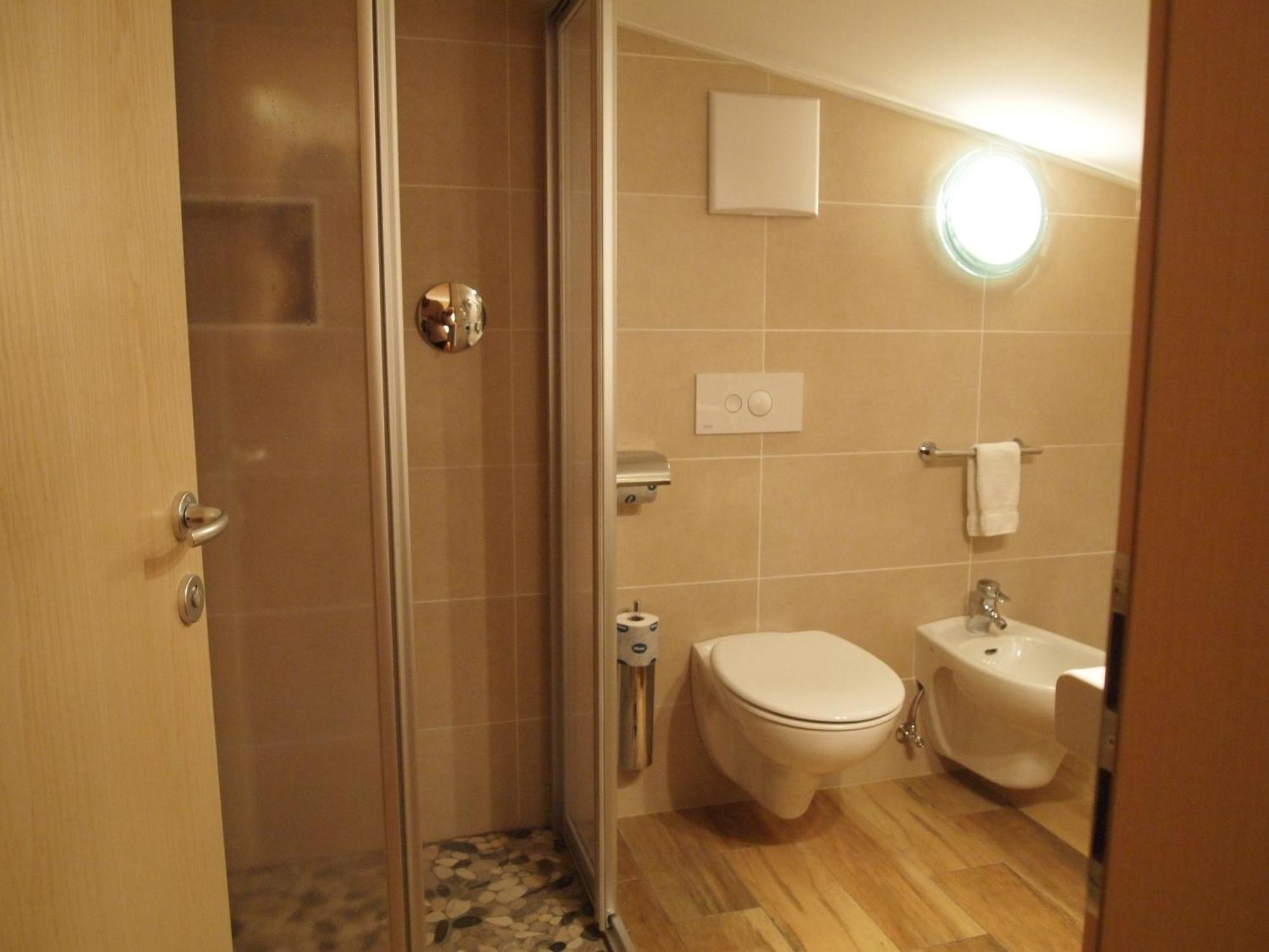 Hotel Edda セルヴァ・ディ・ヴァル・ガルデーナ 部屋 写真